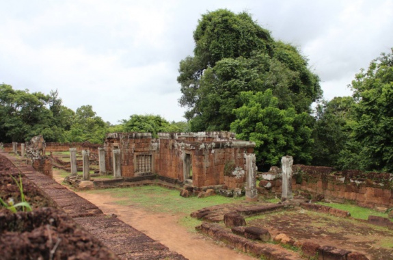 East Mebon Temple-Grand Tour