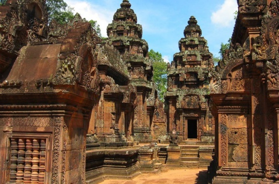 Banteay Srei Temple