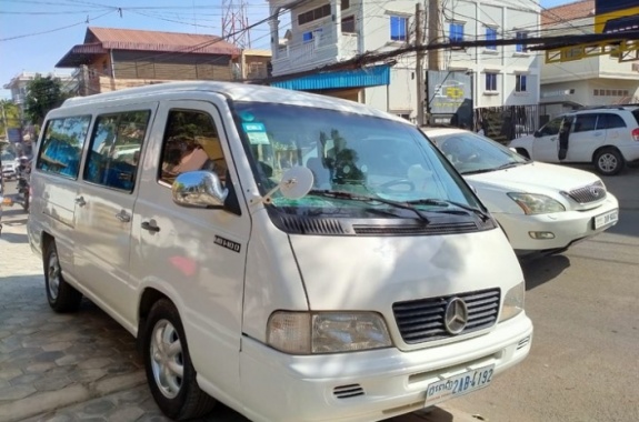 Transport by Van, exclusivecambodiatravel.com