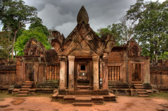 Banteay Srei temple